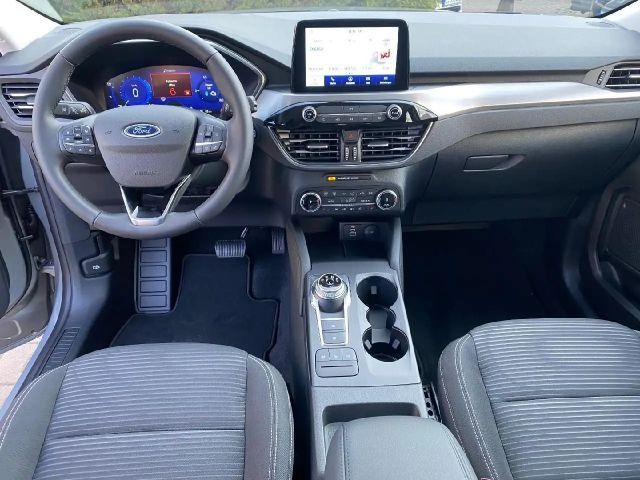 Ford Kuga Hybrid Titanium