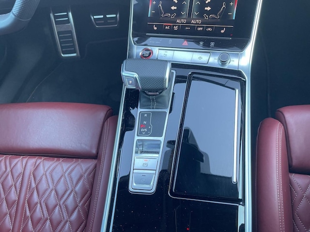 Audi S6 Avant Quattro