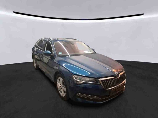 Skoda Superb 2.0 TDI Combi Style Style