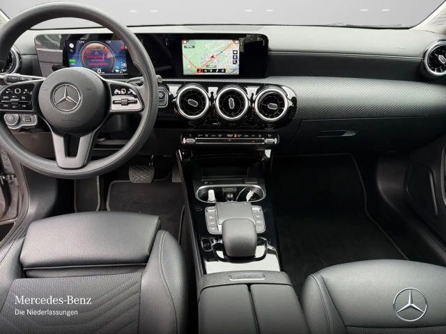 Mercedes-Benz A 250 A 250 e Style