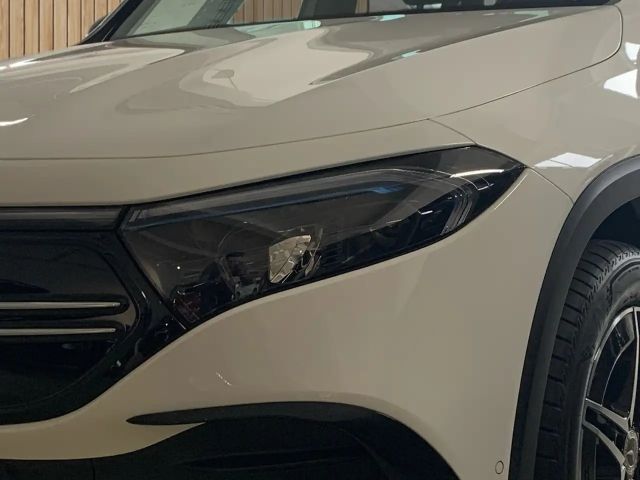 Mercedes-Benz EQB 250 AMG Line