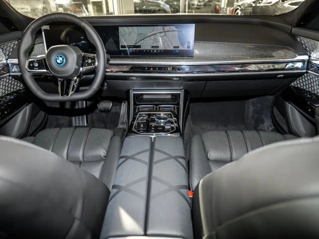 BMW i7 M-Sport Sedan