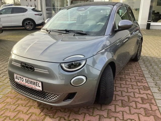 Fiat 500e La Prima by Bocelli