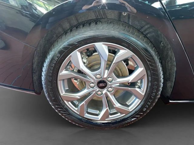 Ford Focus ST Line Wagon