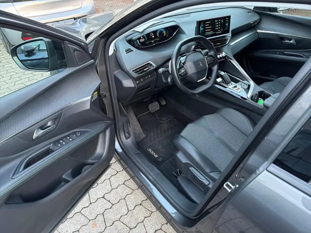 Peugeot 3008 1.6 225 A llure LED+Navi+SHZ+2xKlima+Kam.