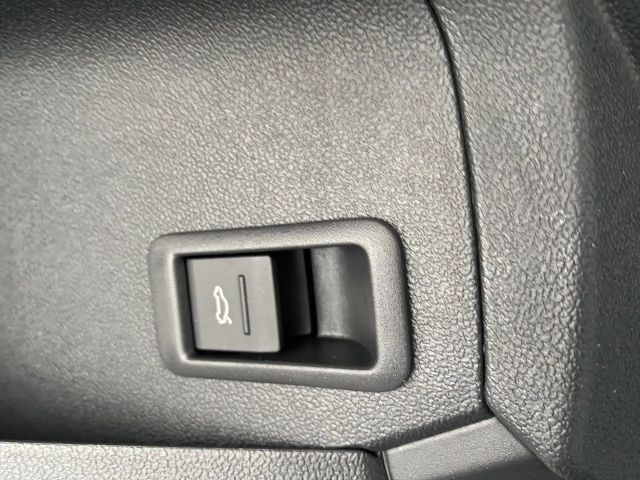 Audi A3 30 TFSI Sedan