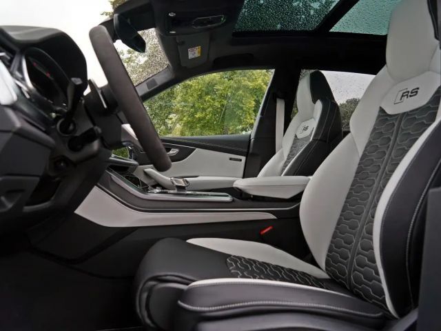 Audi RS Q8 PERF. FULL EXCLUSIVE/OPTION CARBON UPE:222K