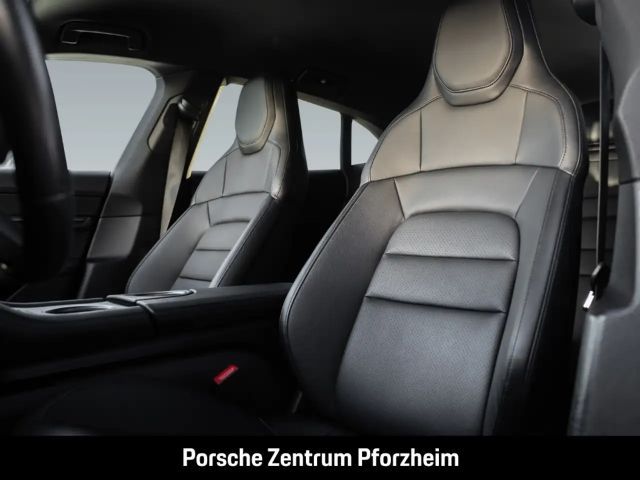 Porsche Taycan 4S Cross Turismo