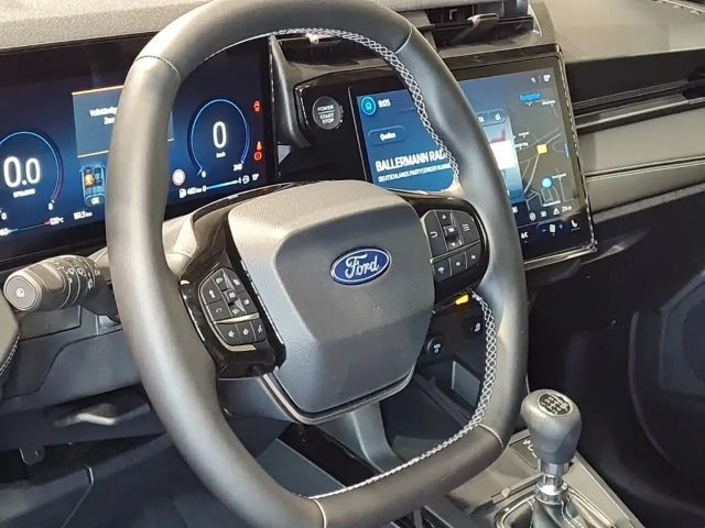 Ford Puma EcoBoost Titanium