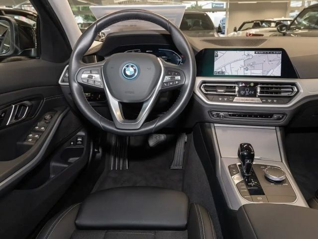 BMW 320 320e Advantage pakket Touring