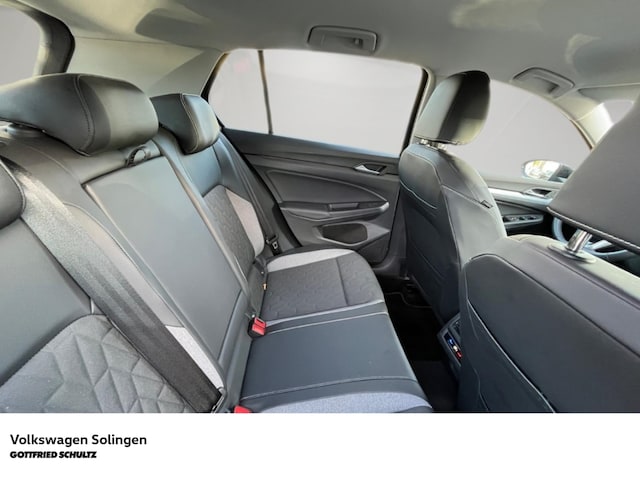 Volkswagen Golf 1.5 TSI Golf VIII