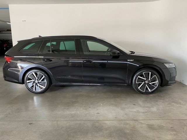 Skoda Octavia 2.0 TDI Combi Sportline iV