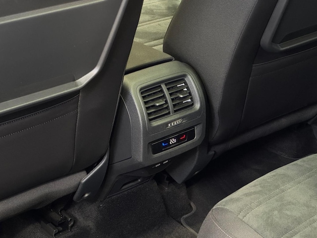 Volkswagen Touran 2.0 TDI DSG Highline Style