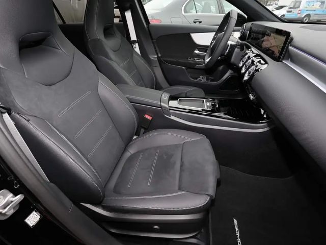 Mercedes-Benz A 200 AMG Line