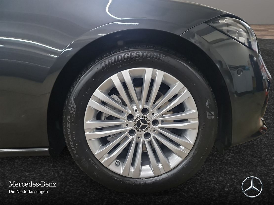 Mercedes-Benz C 180 AVANTGARDE Sedan