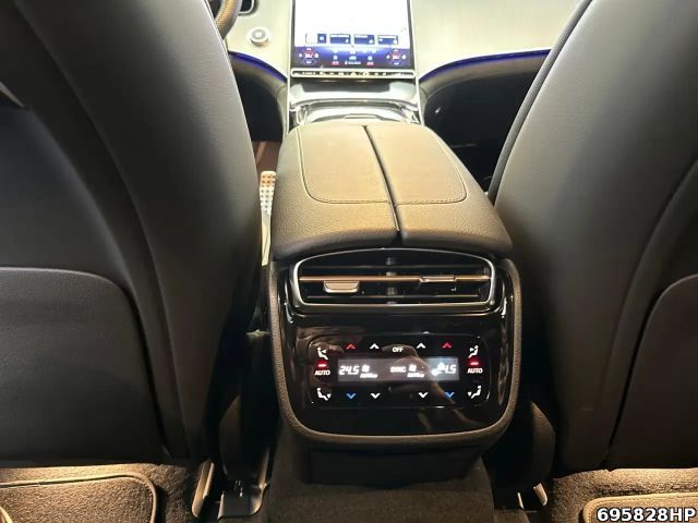 Mercedes-Benz EQE 300 AMG Line Sedan