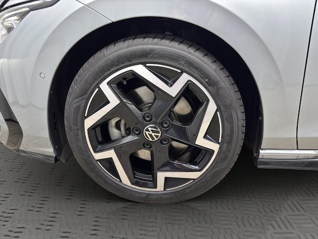 Volkswagen Golf 2.0 TDI DSG Golf VIII Variant