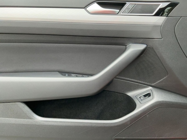 Volkswagen Passat 2.0 TDI Business DSG Variant