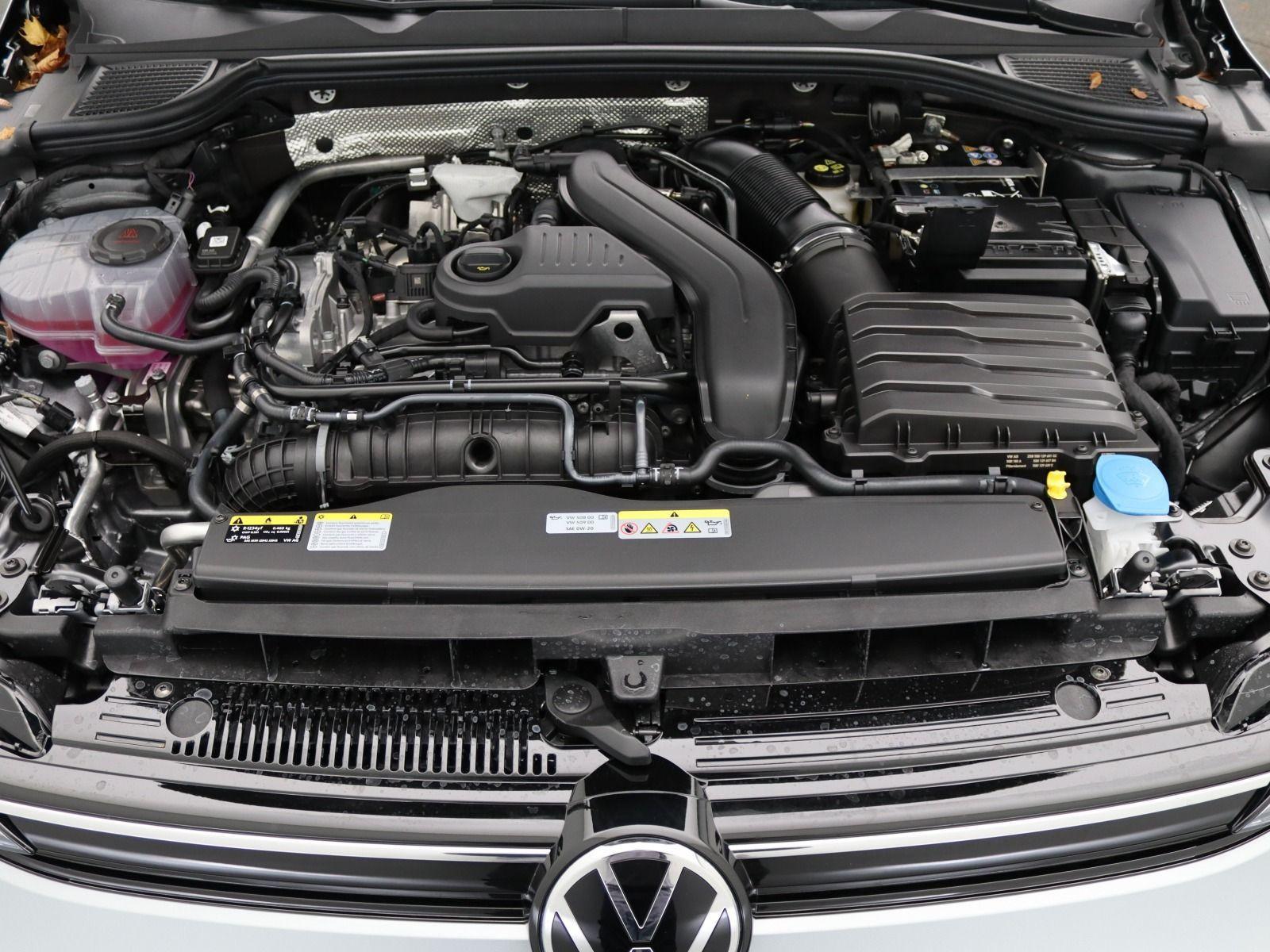 Volkswagen Golf 1.5 eTSI DSG Life