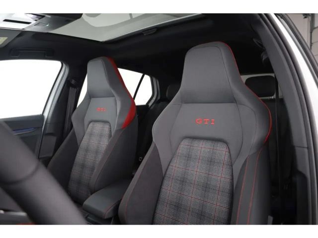 Volkswagen Golf 2.0 TSI GTI IQ.Drive