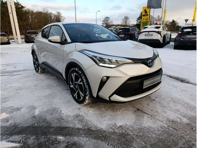 Toyota C-HR Hybride Team D