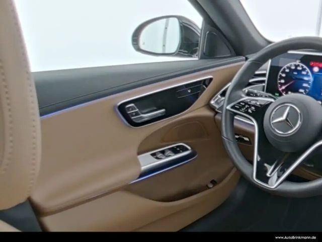 Mercedes-Benz E 220 AVANTGARDE E 220 d Estate