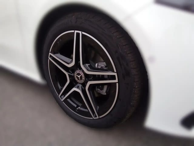 Mercedes-Benz A 180 AMG Line Hatchback