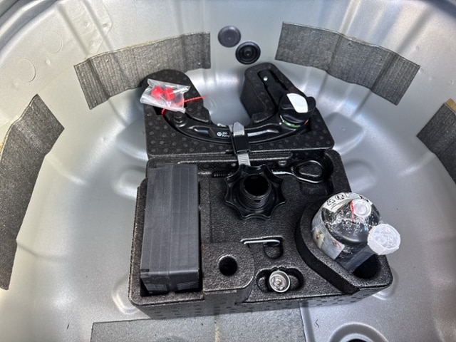 Volkswagen Polo MOVE 1.0 TSI DSG APP-CON KAMERA AHK DAB+PDC