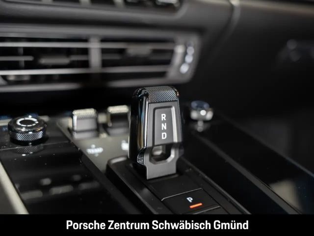 Porsche 911 992 Carrera Coupé