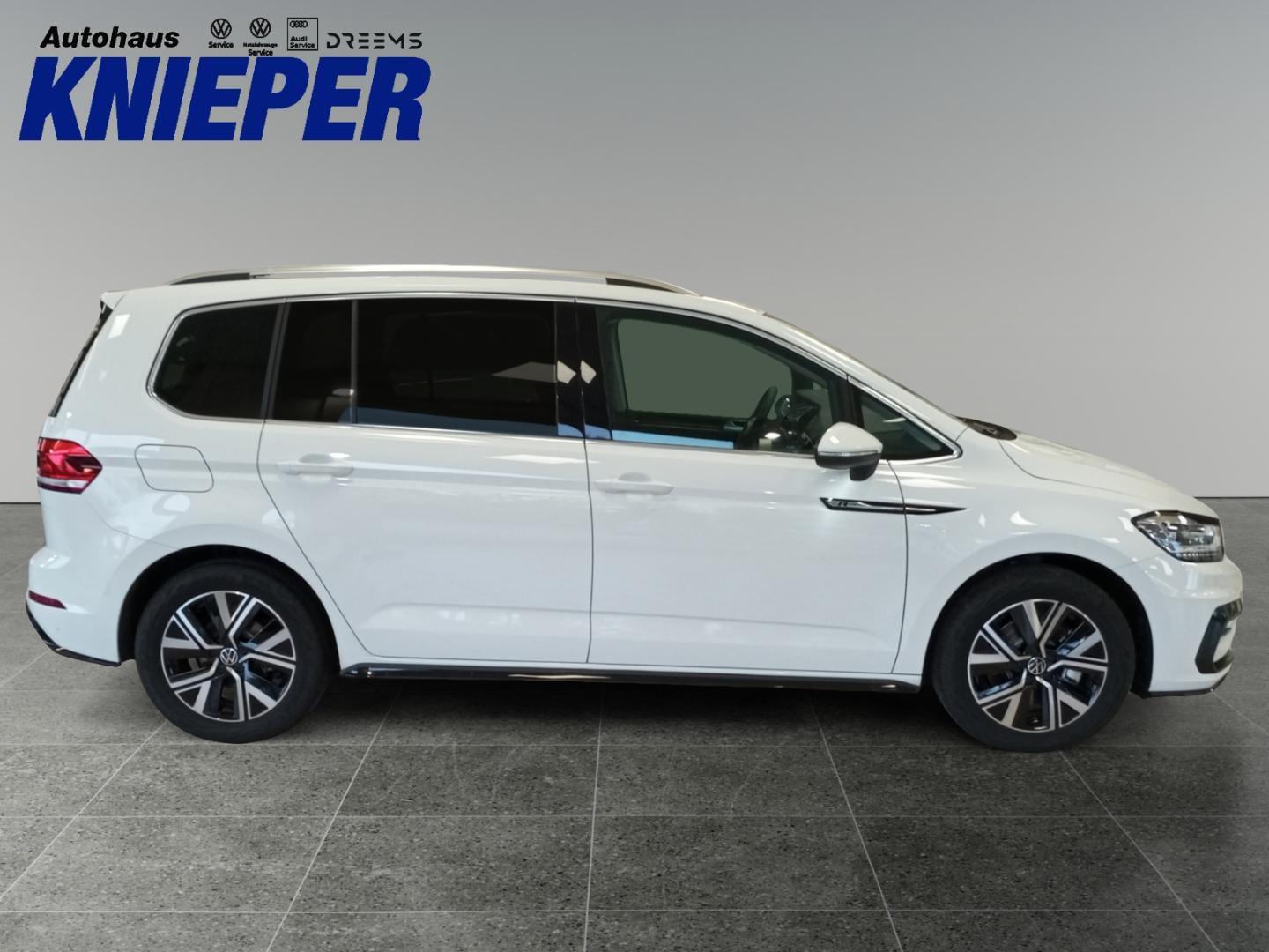 Volkswagen Touran 1.5 TSI Highline R-Line