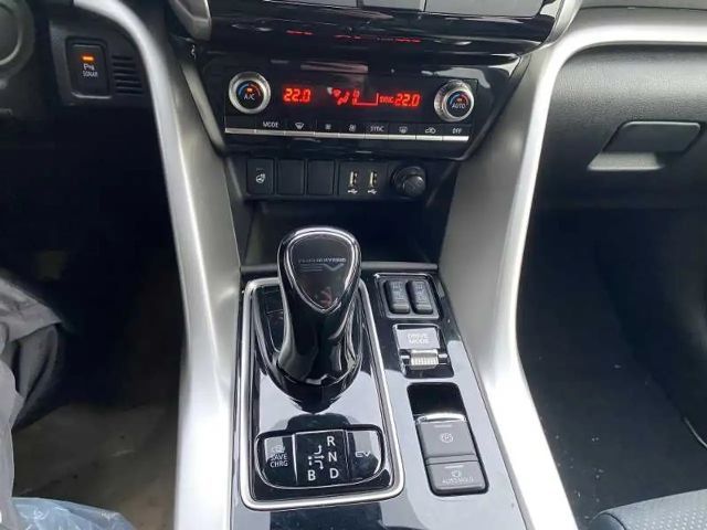 Mitsubishi Eclipse Cross 4WD PHEV