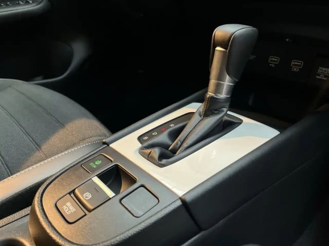 Honda Jazz 1.5 Advance Hybrid i-MMD