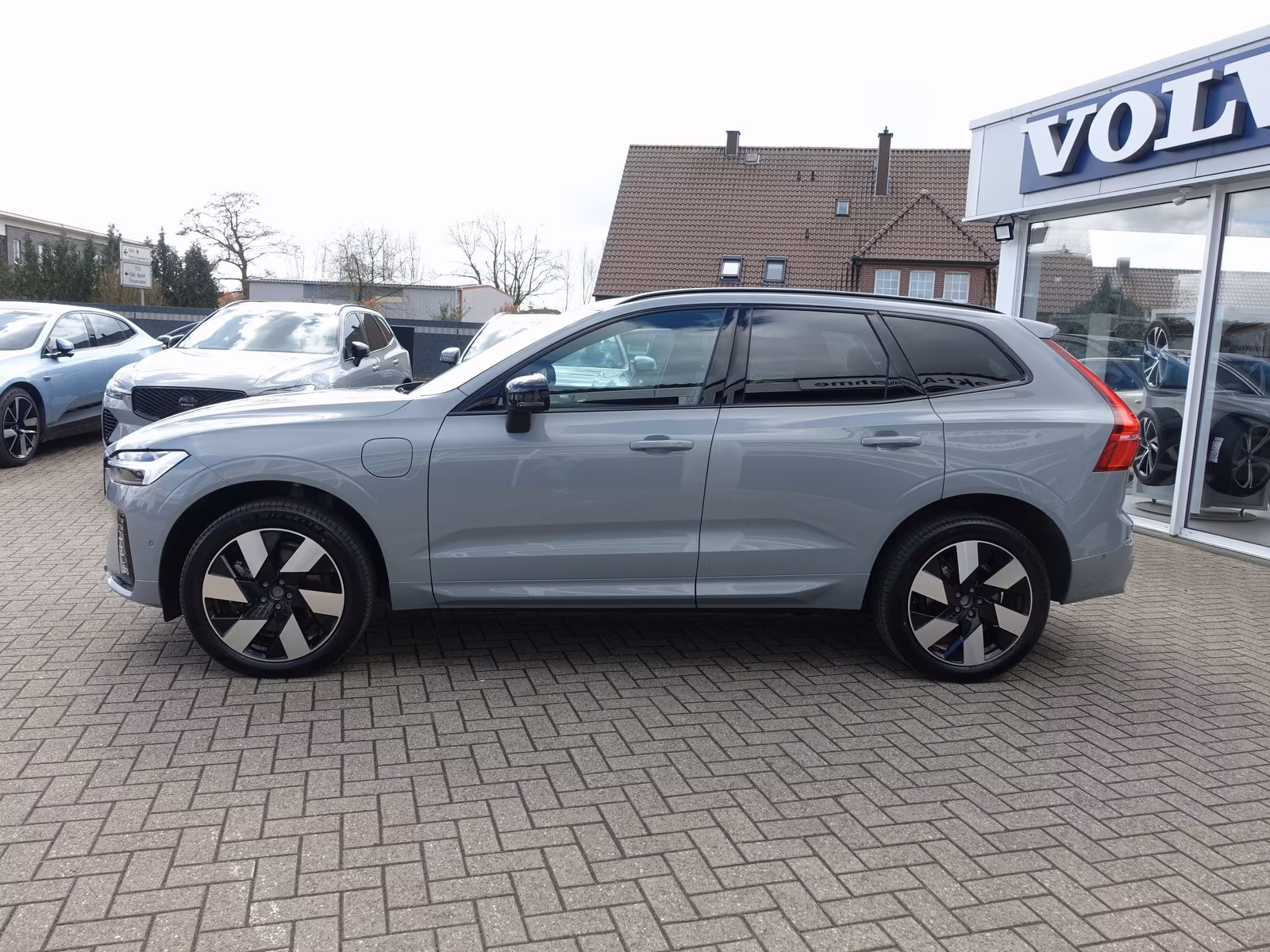 Volvo XC60 AWD Dark Plus T8