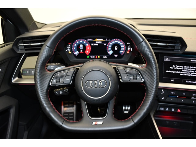 Audi A3 40 TFSI Quattro S-Line S-Tronic Sedan