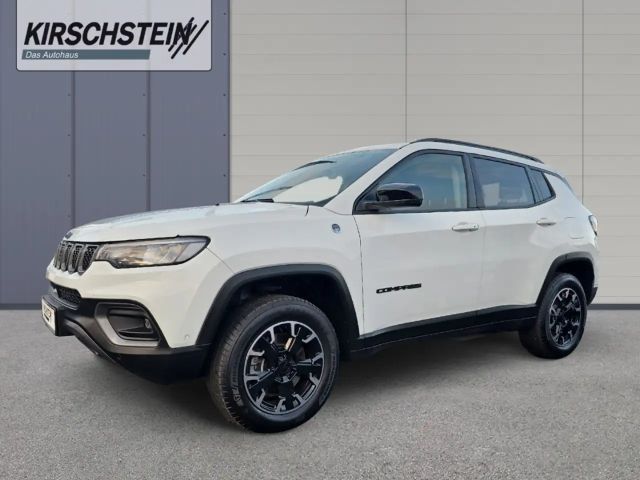 Jeep Compass 4x4 Hybrid Trailhawk