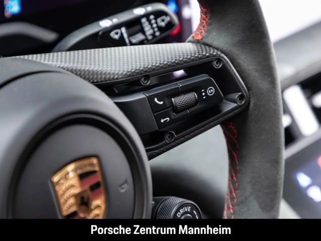 Porsche Taycan GTS Sport Turismo