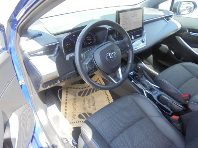 Toyota Corolla Active Hybride Touring