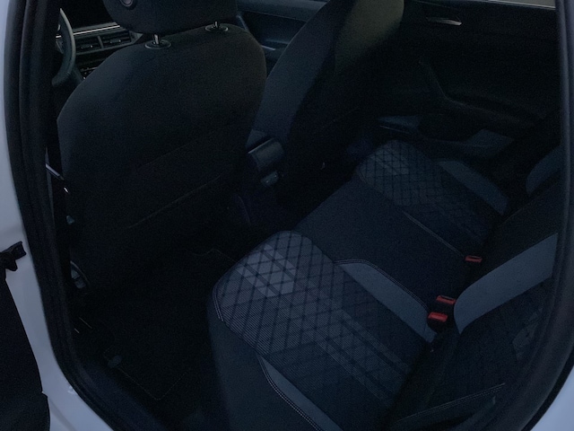 Volkswagen Taigo 1.0 TSI DSG R-Line