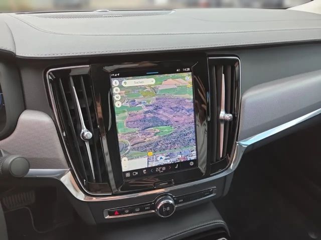 Volvo S90 AWD Dark Plus T8