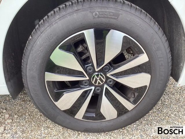 Volkswagen Golf 1.5 TSI Golf VIII