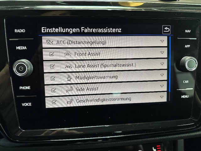 Volkswagen Touran 1.5 TSI DSG Family