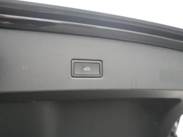 Volkswagen T-Roc R MATRIX AKRAPOVIC LEDER NAVI VIRT ACC