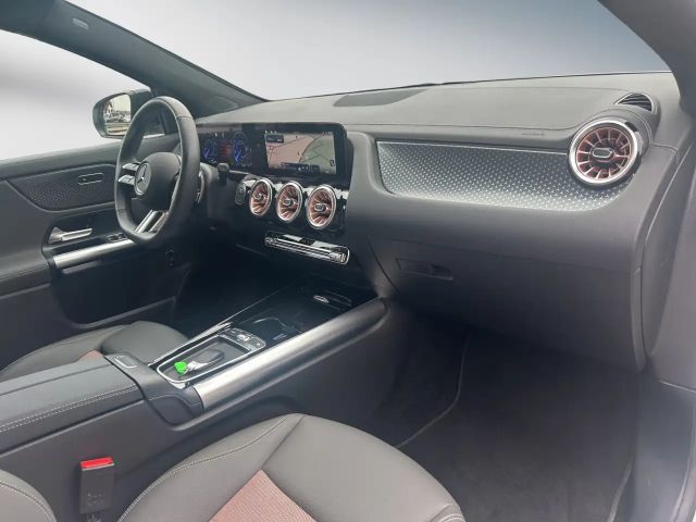 Mercedes-Benz EQA 300 4MATIC Advanced