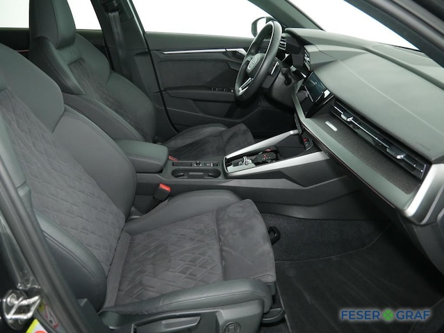 Audi RS3 Quattro S-Tronic Sedan