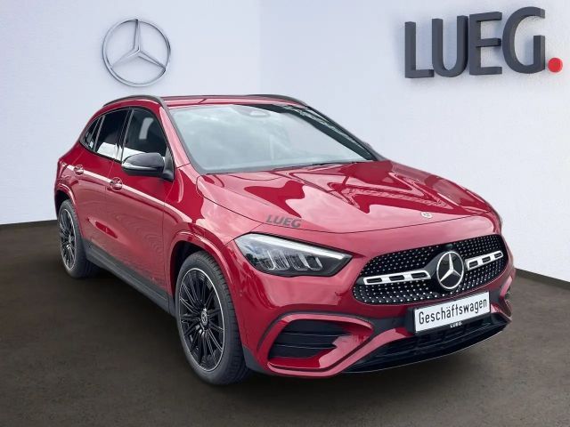 Mercedes-Benz GLA 180 AMG Line