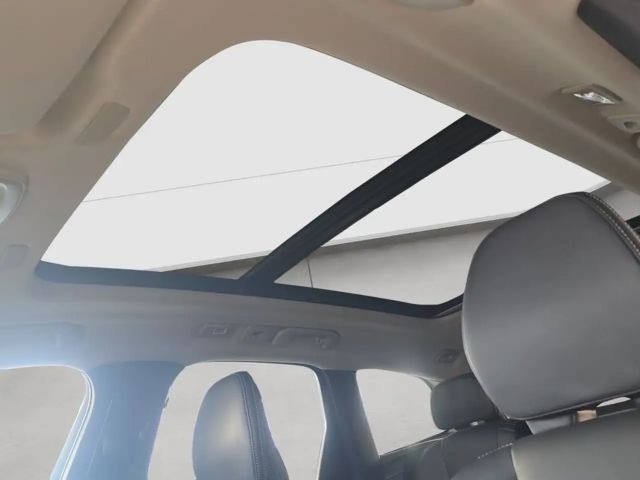 Volvo XC60 AWD Dark Plus