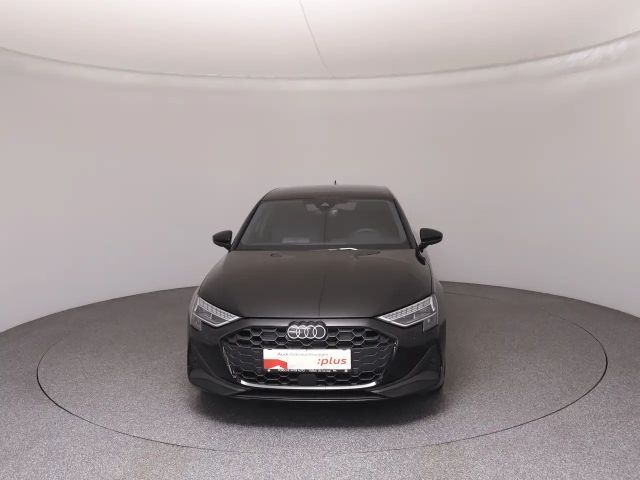 Audi A3 30 TFSI Sedan