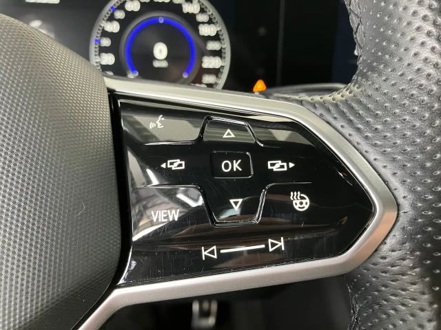 Volkswagen Touareg 4Motion R-Line