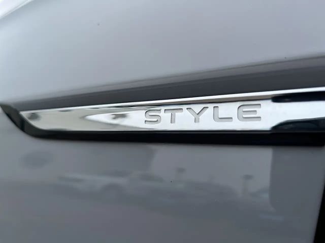 Volkswagen Golf DSG Style Variant