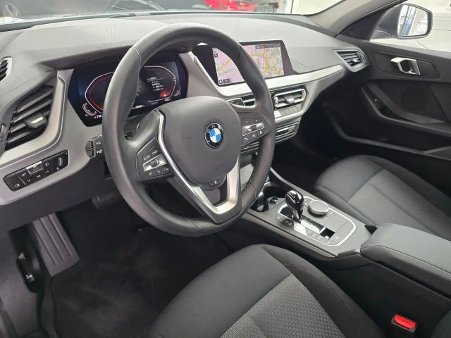 BMW 118 118i